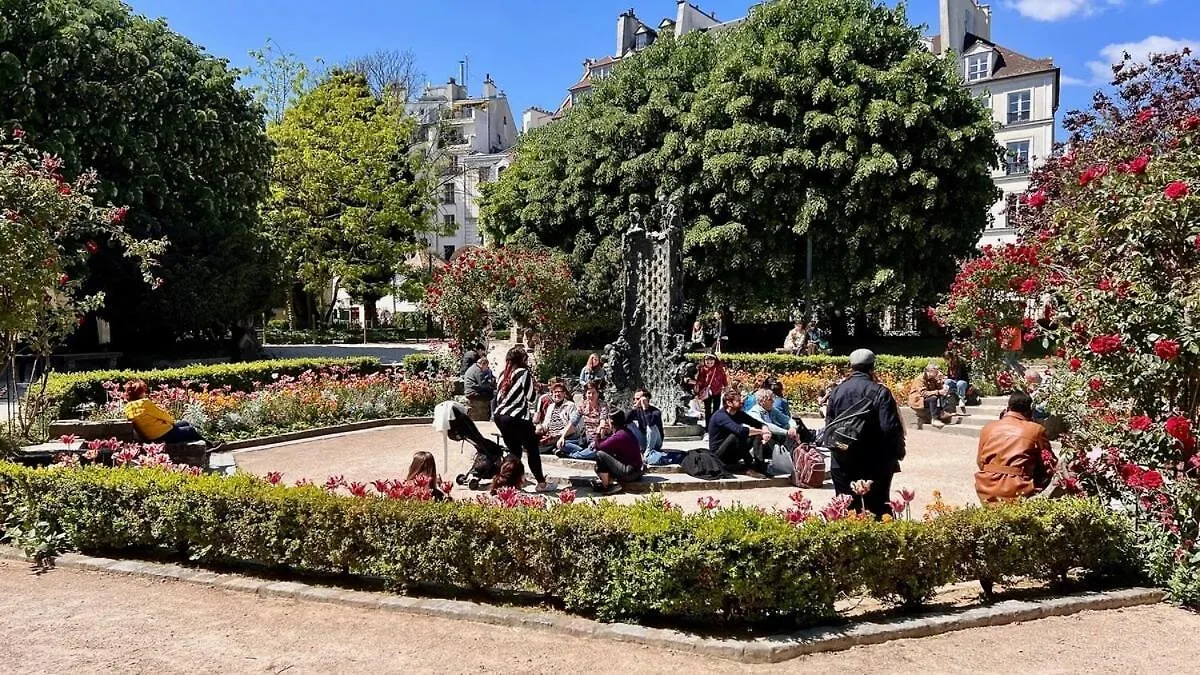 Serenity, Meditation At Notre Dame Paris